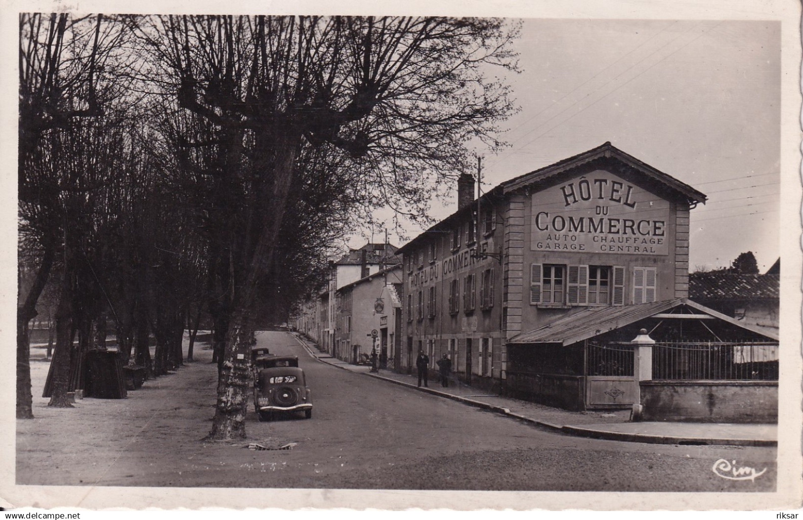 CHATILLON SUR CHALARONNE(HOTEL DU COMMERCE)