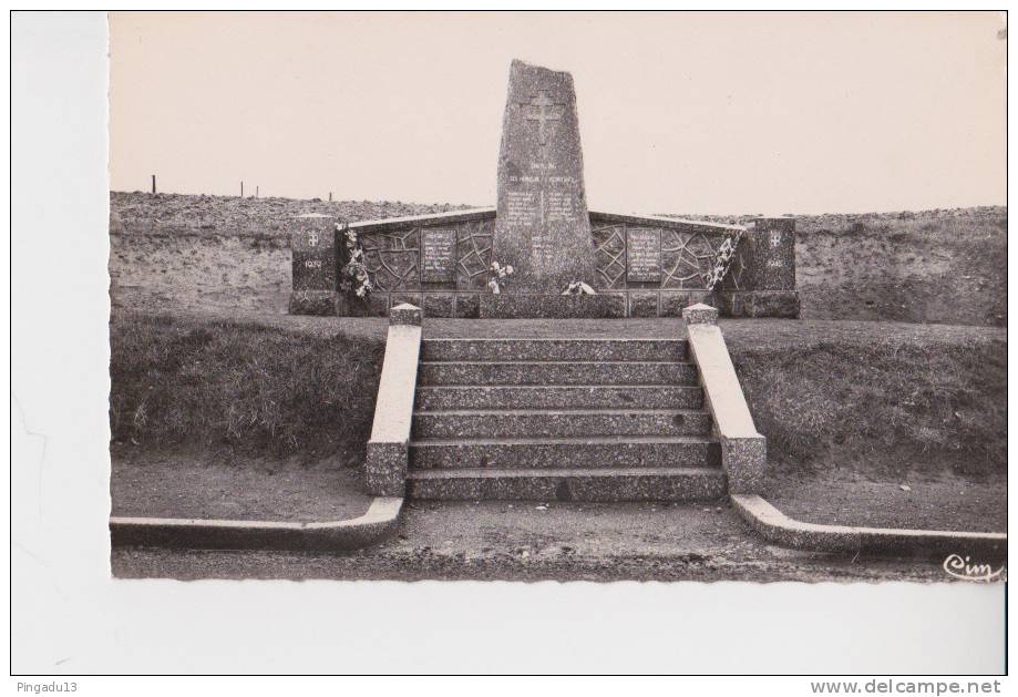 Châtillon sur Chalaronne Monument héros Résistance