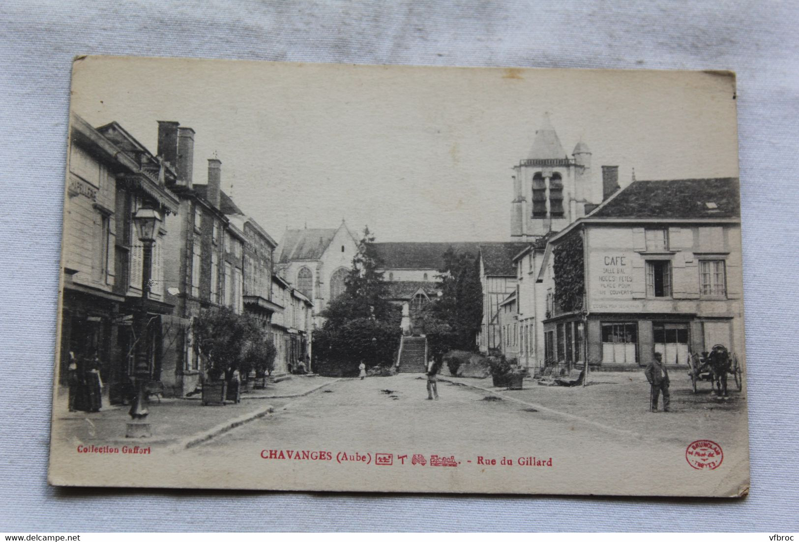 Chavanges, rue du Gillard, Aube 10