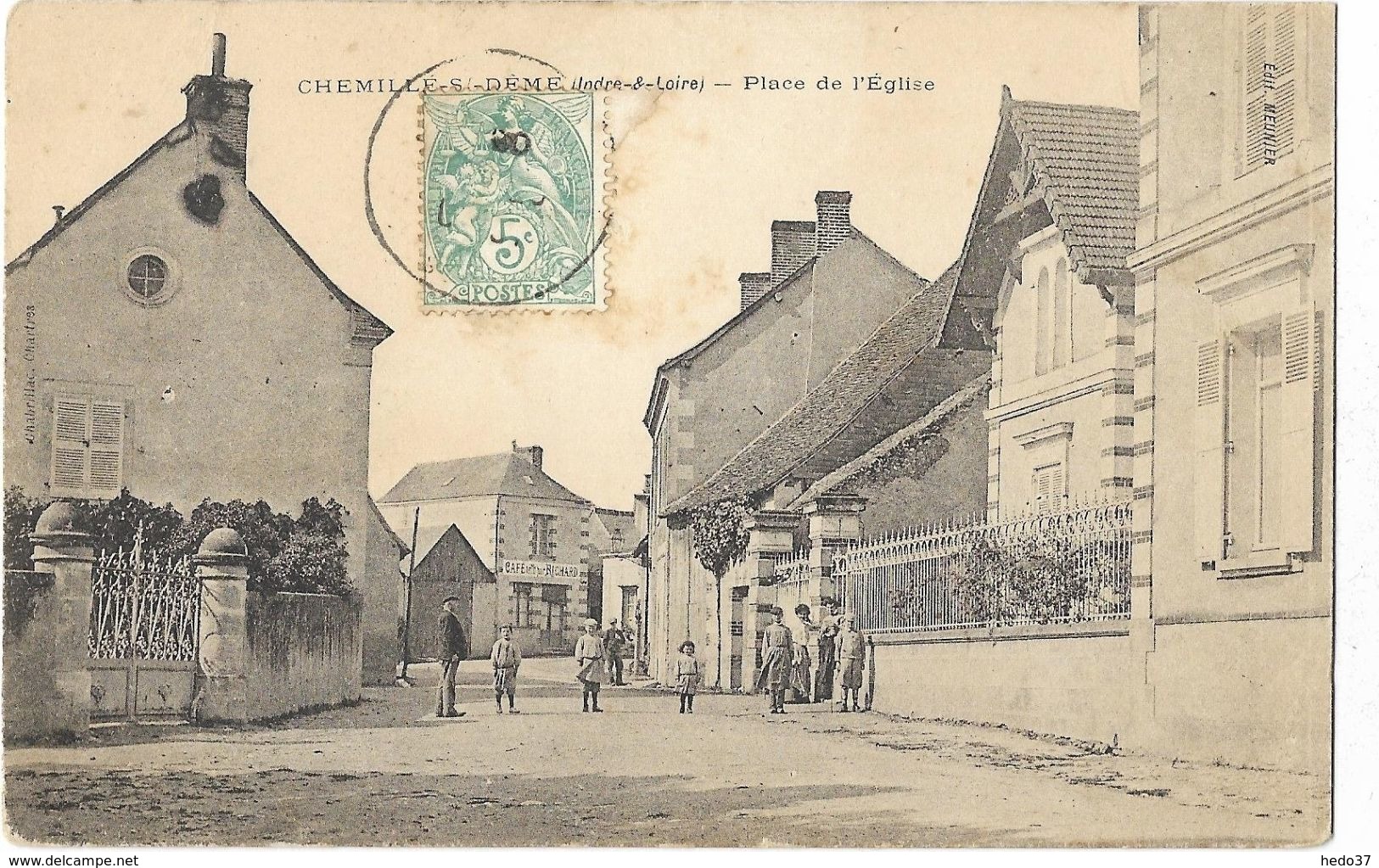 Chemillé - Place de l'Eglise