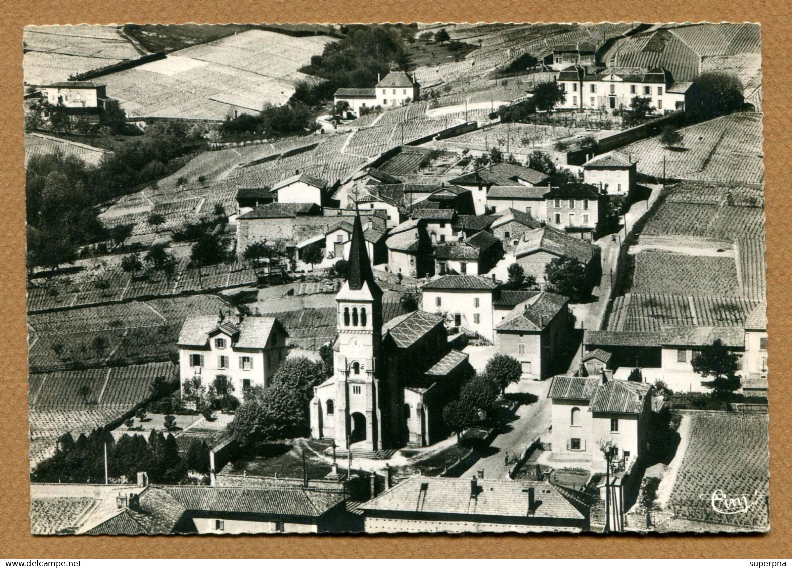 CHENAS  (69) : " VUE AERIENNE "