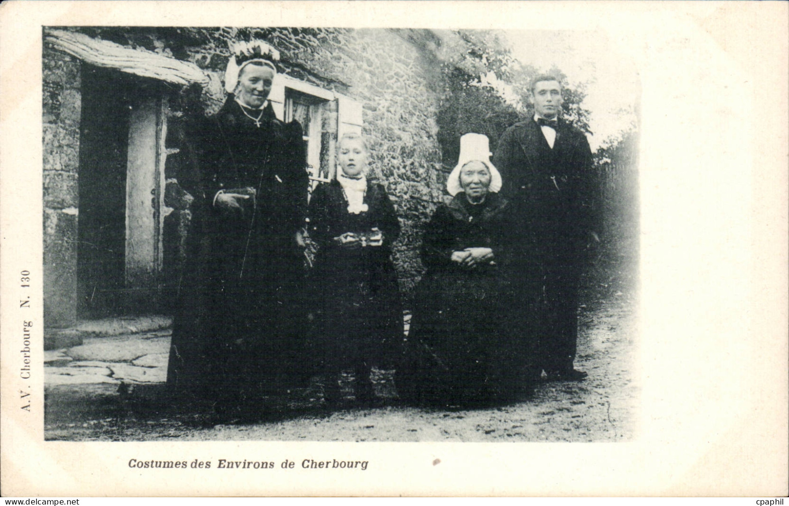 Cherbourg - Costumes des Environs - CPA