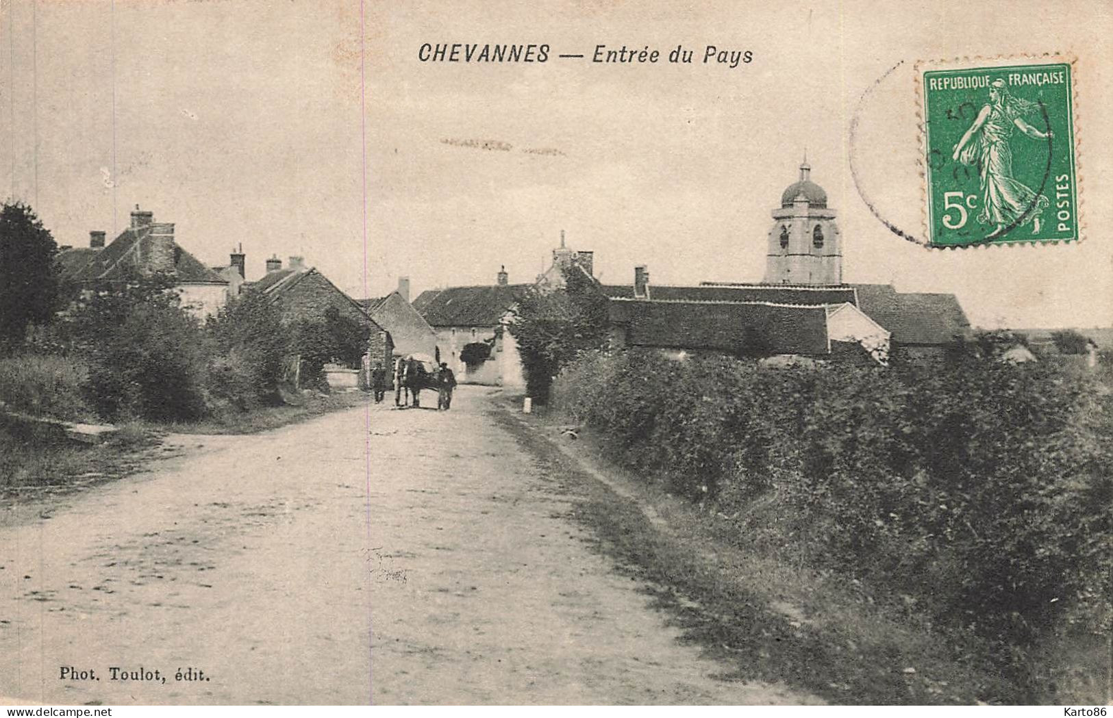 chevannes * route , entrée du pays