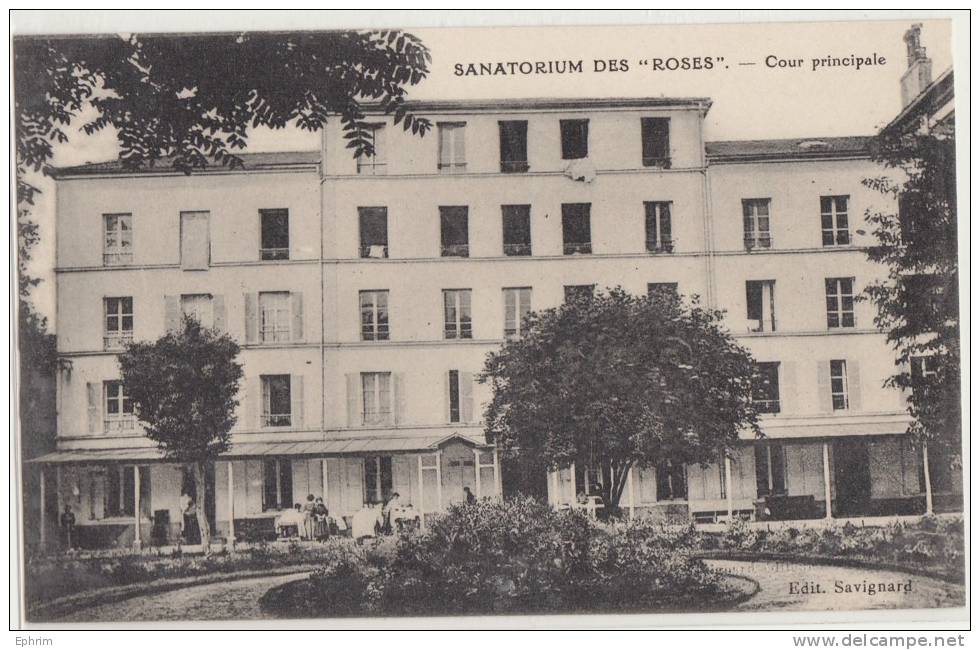 CHEVILLY-LARUE - Sanatorium des Roses - Cour principale