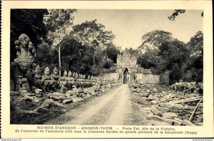 CPA Angkor Thom Kambodscha, Tempelanlage, Statuen