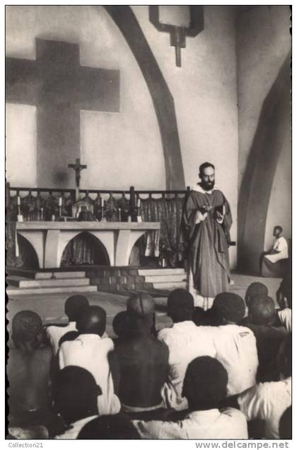 MOUNDOU .... UN MISSIONNAIRE PRECHANT