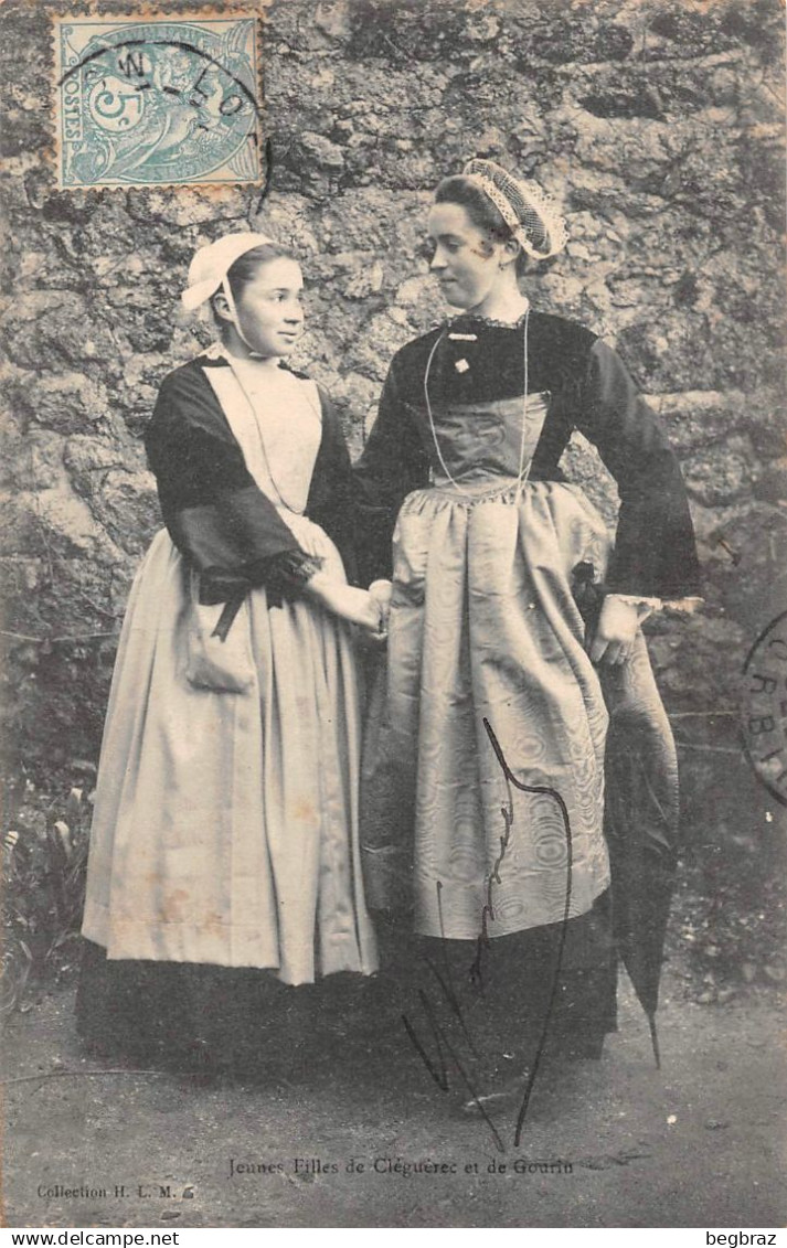 CLEGUEREC  JEUNE FILLES EN COIFFE GOURIN