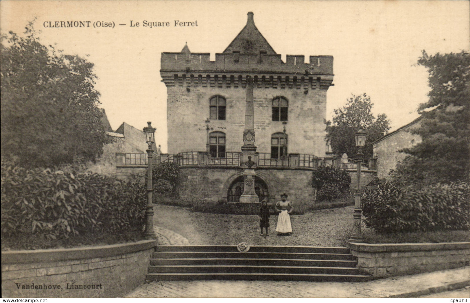 Clermont CPA Le square Ferret