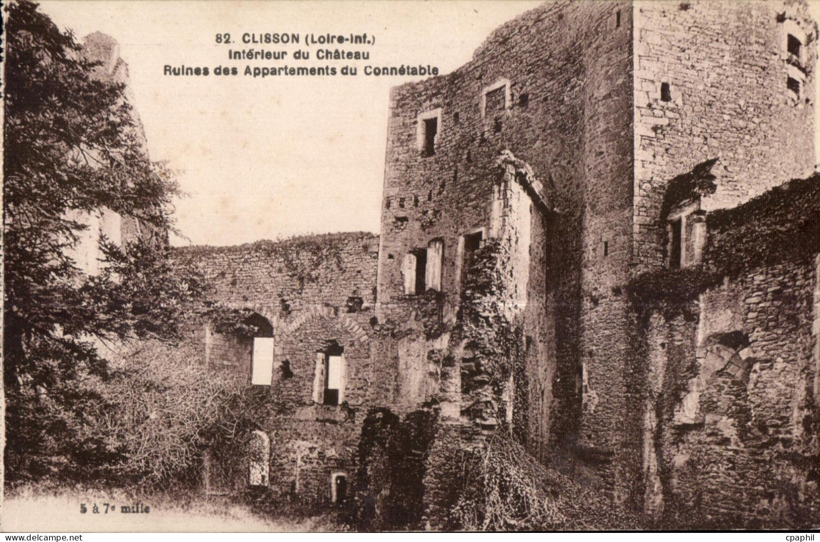 Clisson - Interieur du Chateau - CPA