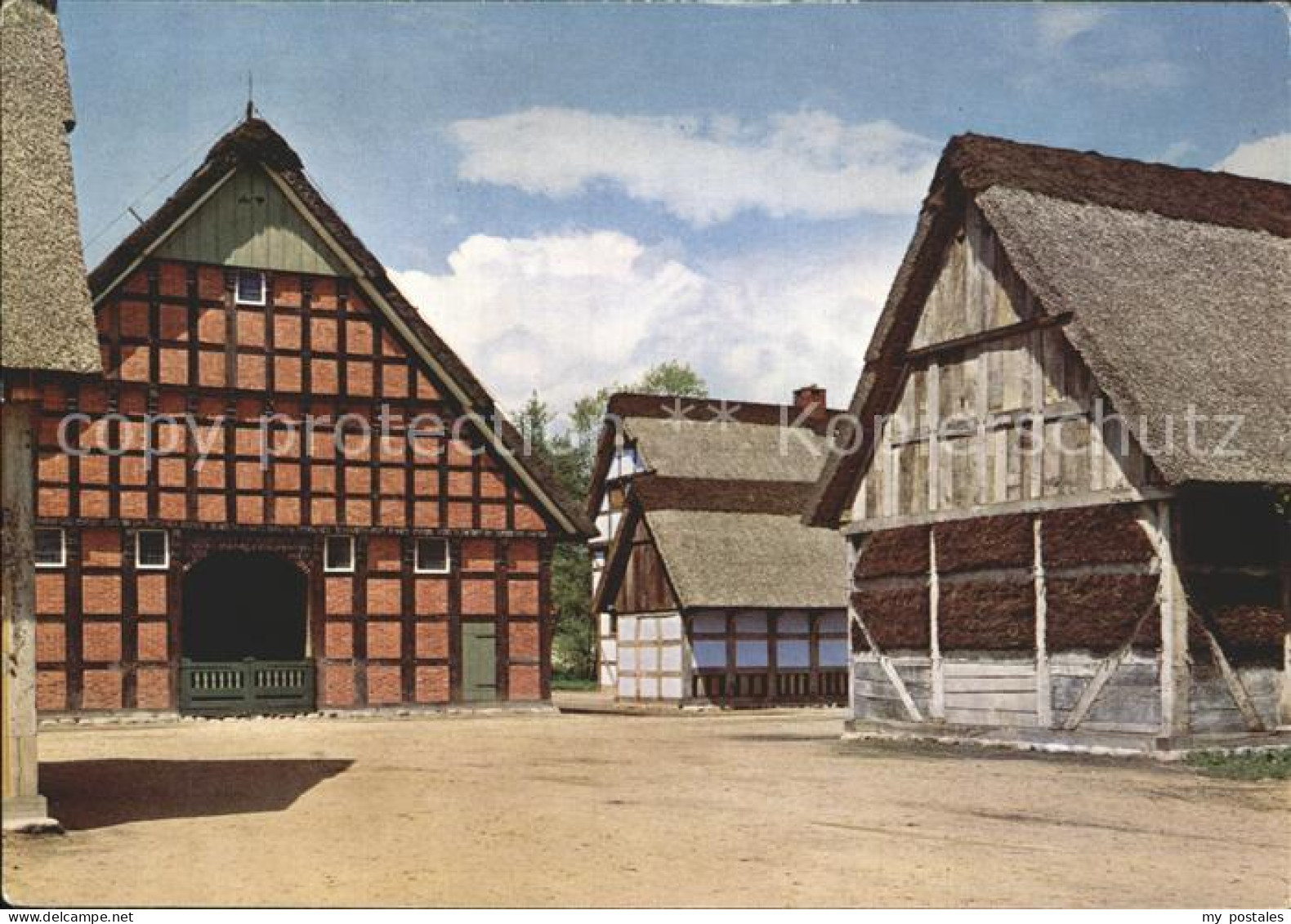 Cloppenburg Haakenhof mit Nebengebaeuden