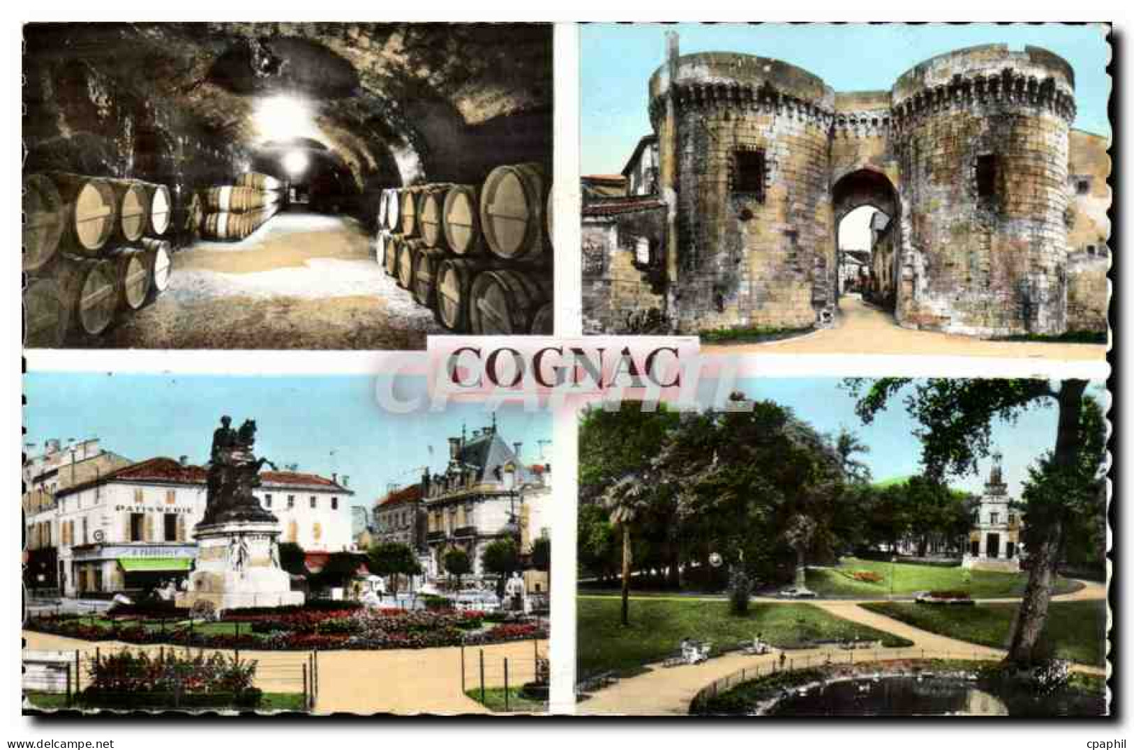 Cognac CPM Chai de reserve de Cognac Place Francois 1er Jardin de l'hotel de ville