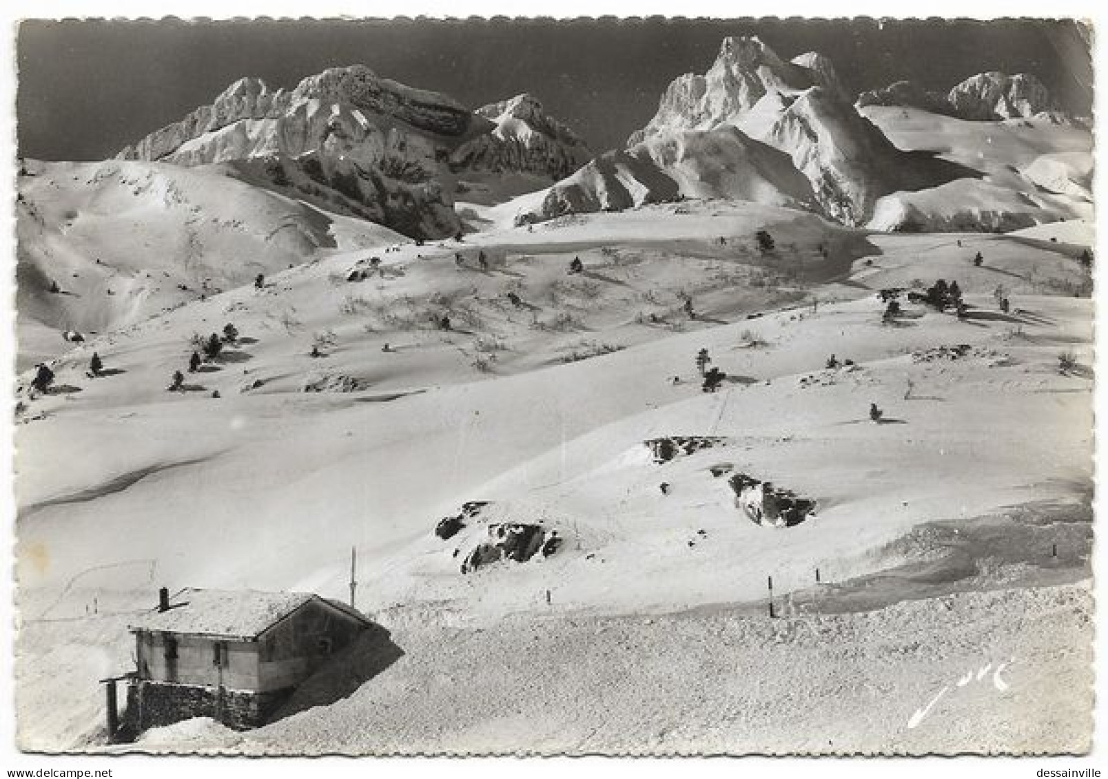 COL DU SOMPORT - Poste frontière sous la neige