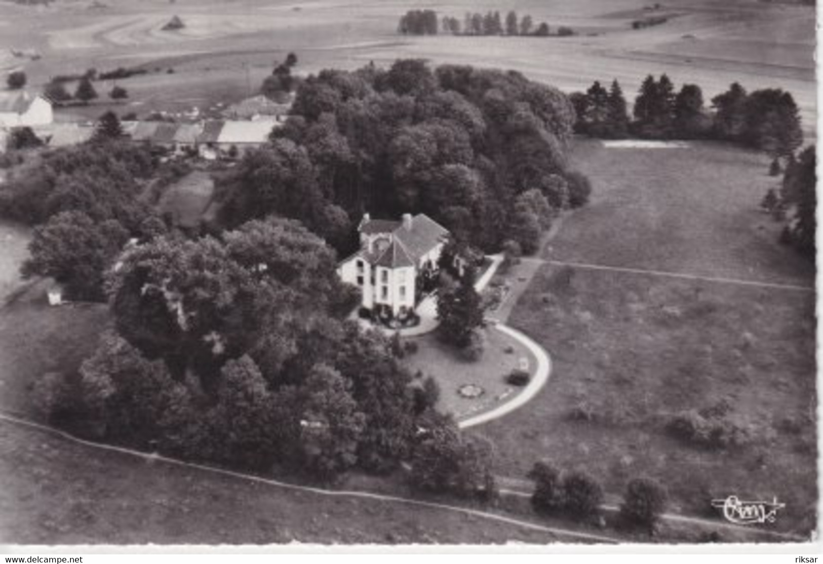COLOMBEY LES DEUX EGLISES