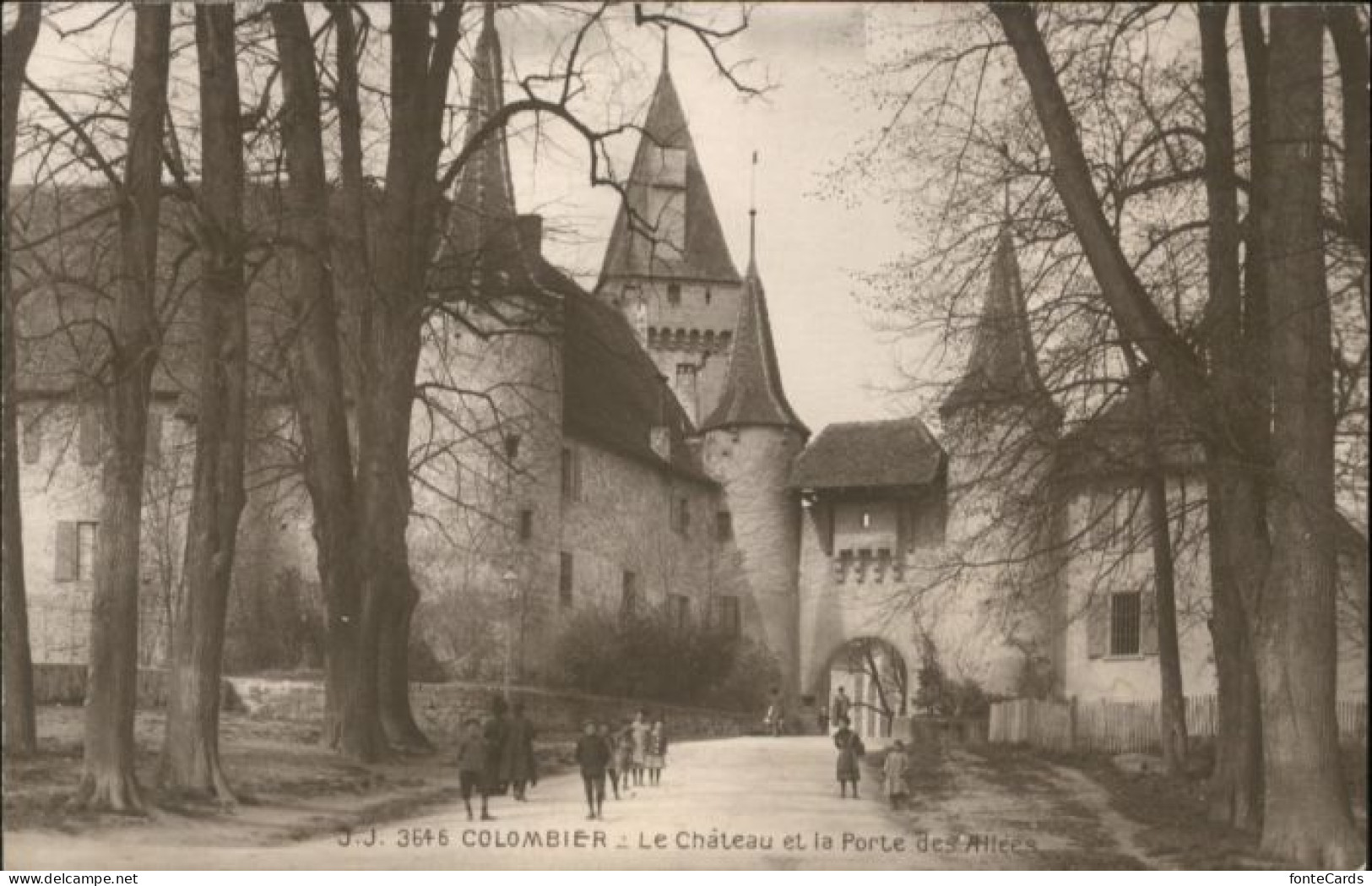 Colombier NE Colombier Chateau Porte Allee