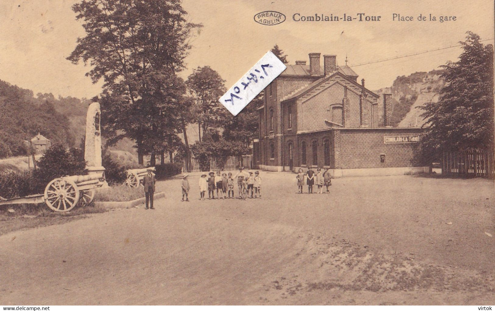 Comblain-au-Pont :  place de la gare    ecrit avec timbre