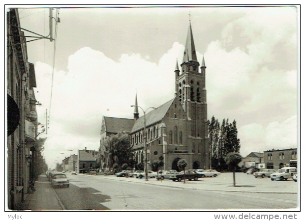 Comines. Eglise St.Chrysole.