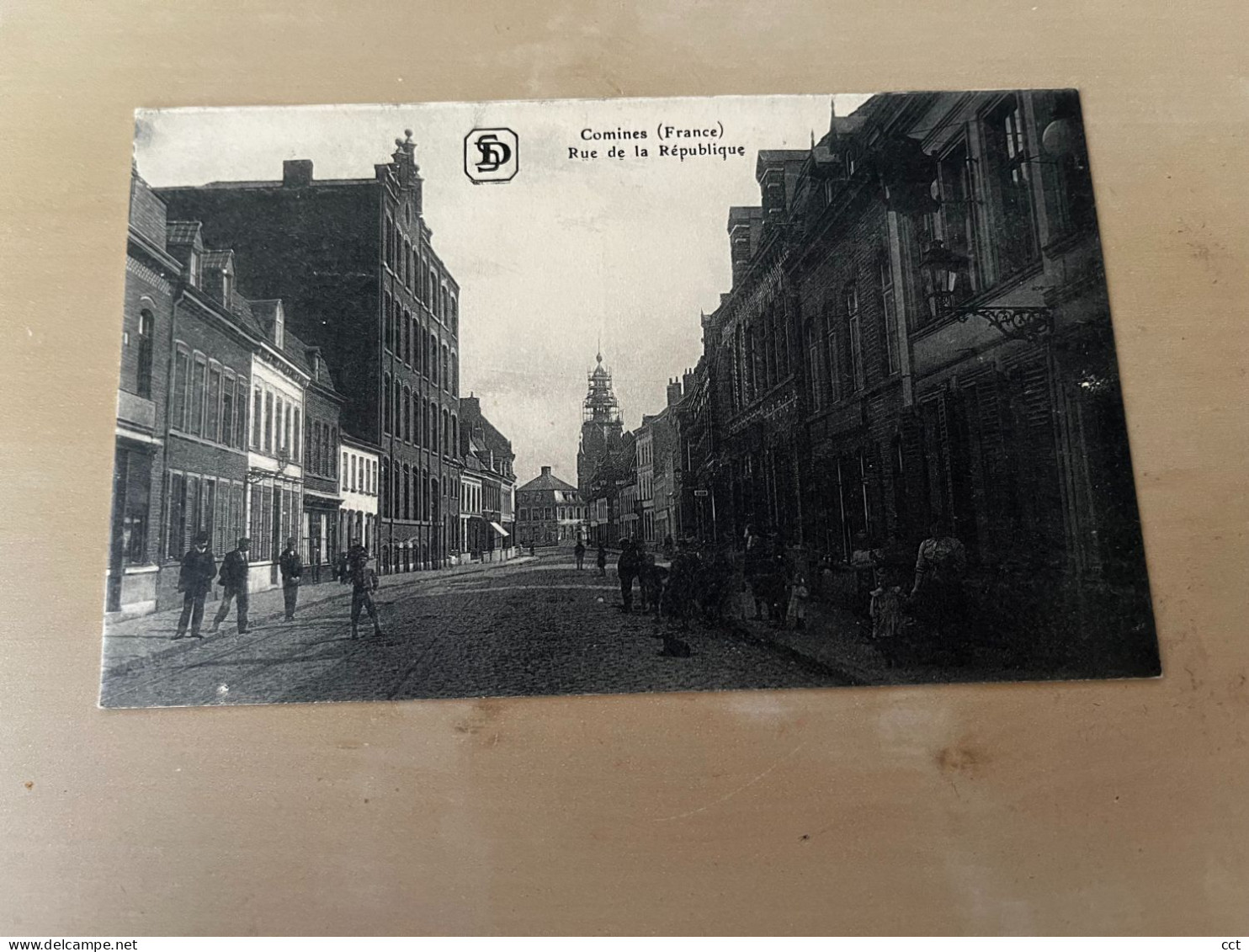 Comines  (France)   Rue de la République