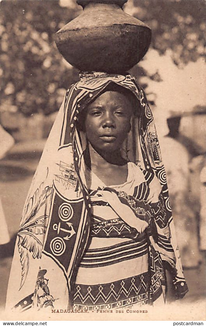 Comores - Femme des Comores - Publ. Agence économique