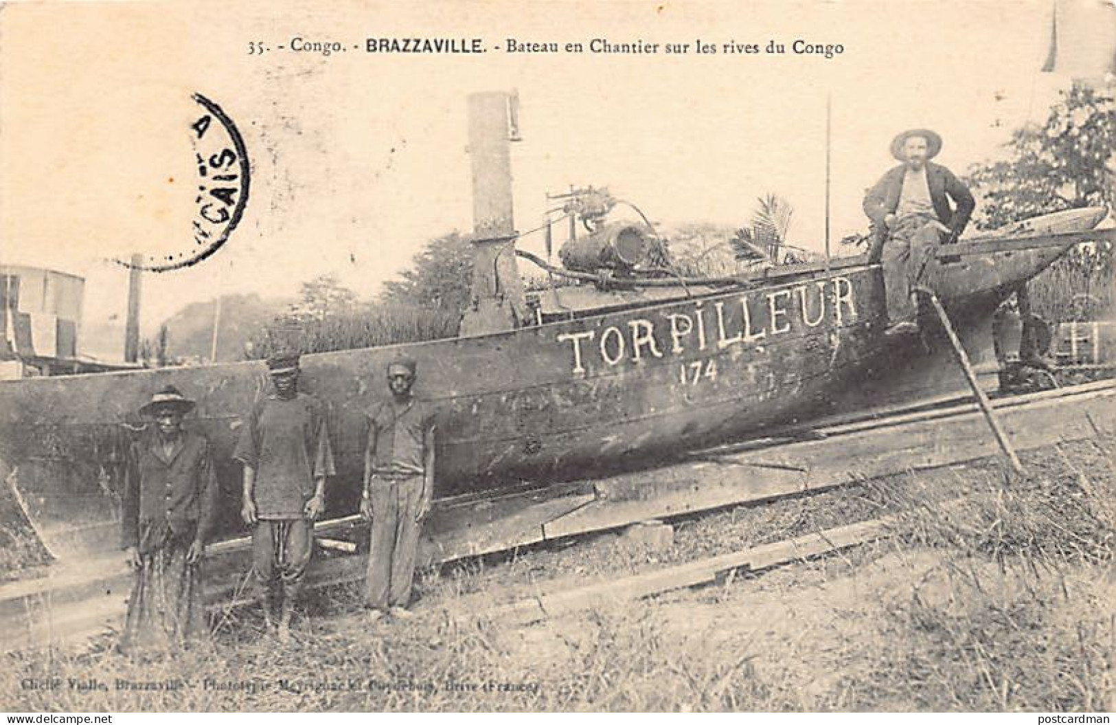 Congo - BRAZZAVILLE - Bateau en chantier sur le fleuve Congo - Torpilleur 174 - Ed. Vialle 35