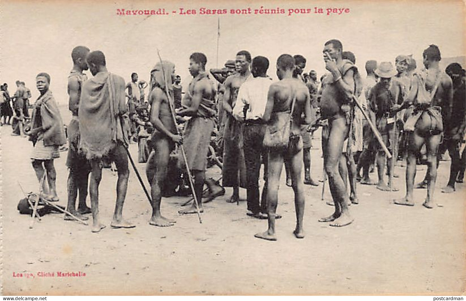 Congo Brazzaville - Les ouvriers Saras (du Tchad) attendant la paye à Mavouadi - Chemin de fer Congo-Océan - Ed. Révéren