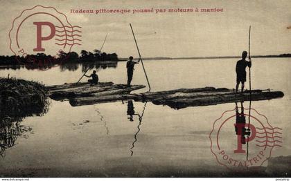 CONGO. RADEAU PITTORESQUE POUSSE PAR DES MOTEURS A MANIOC