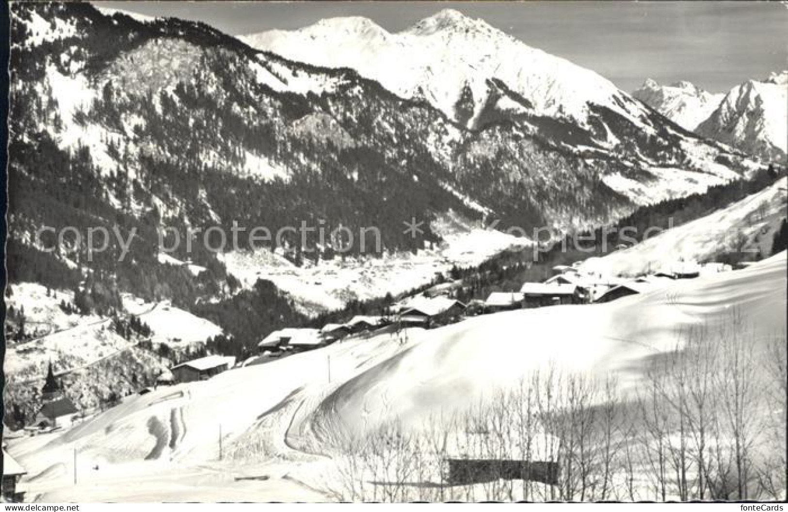 Conters Praettigau mit Silvrettagruppe