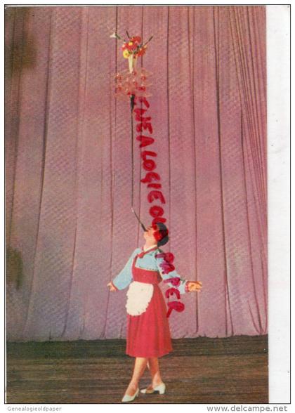 COREE DU NORD- LE CIRQUE DE PYONGYANG - TOURS A LA BOUCHE