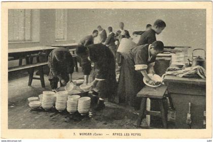 Corée du Nord - Wonsan - Après le repas - Carte postale vierge non voyagée
