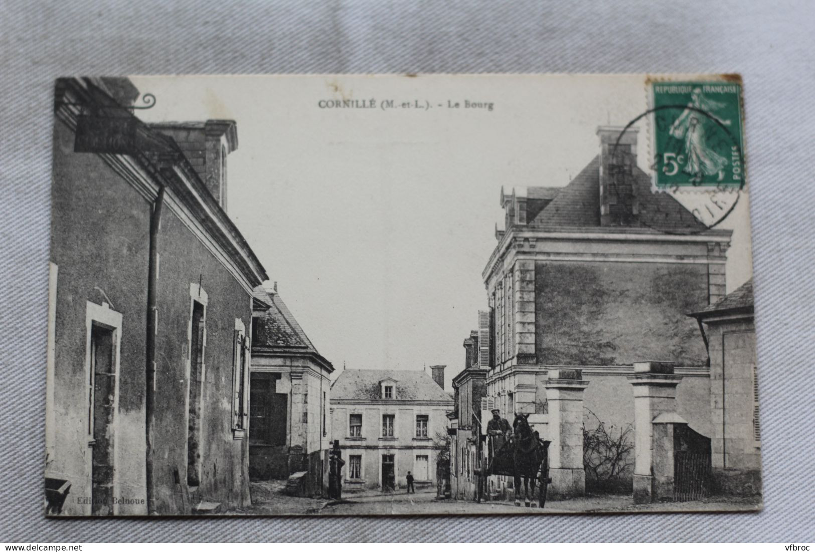 Cornillé, le bourg, Maine et Loire 49