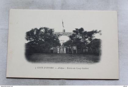 Abidjan, entrée du camp Galliéni, Cote d'ivoire