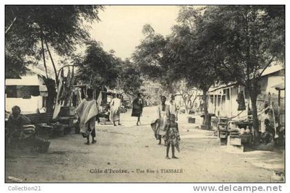 TIASSALE .... UNE RUE