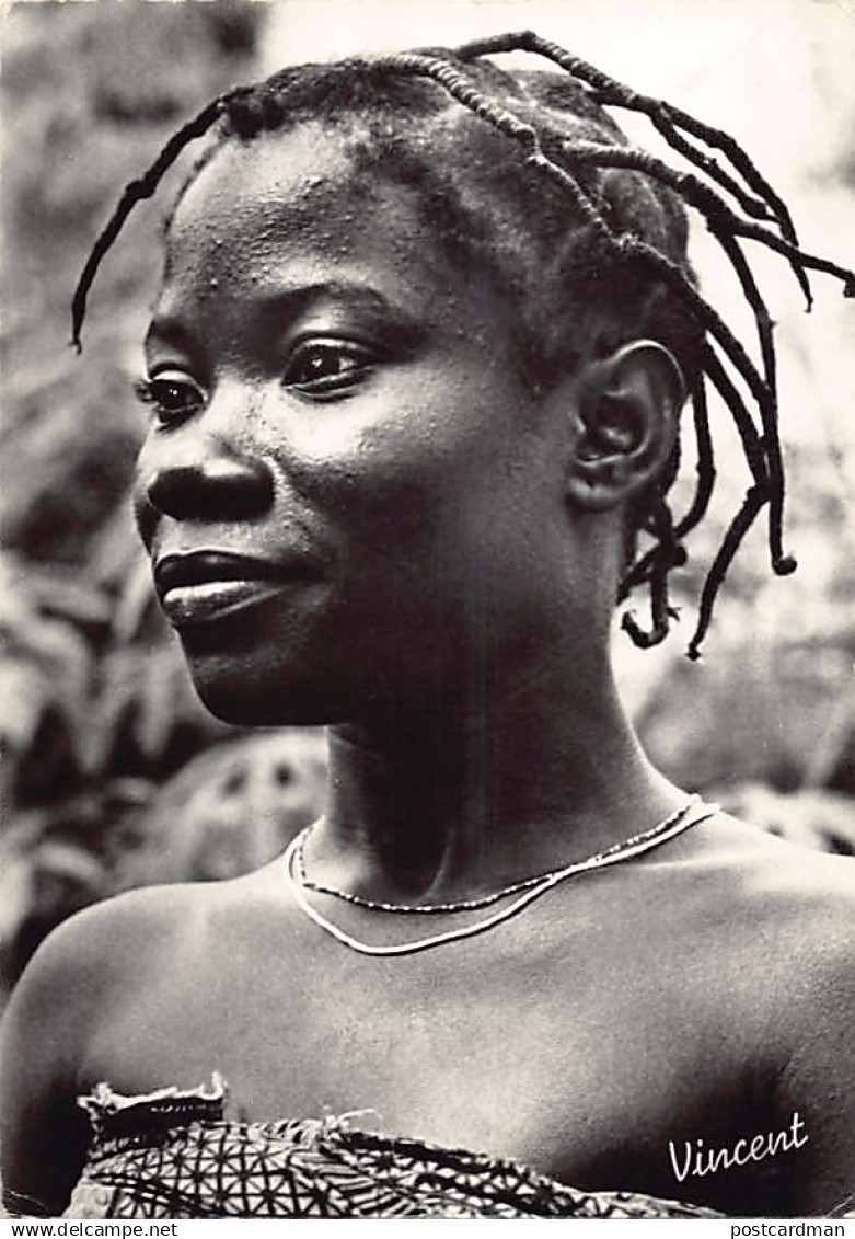 Côte d'Ivoire - Coiffure en Côte d'Ivoire - FORMAT DE LA CARTE POSTALE 15 cm. X 10 cm. - Ed. Vincent 14