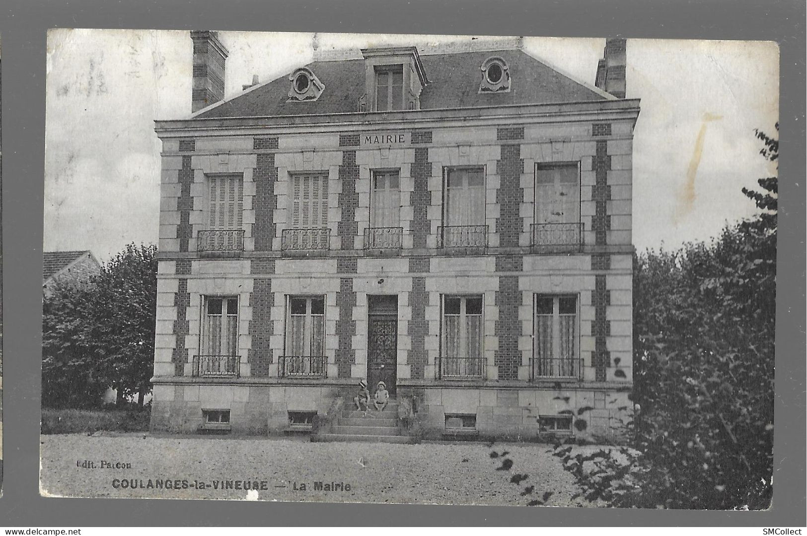 Coulanges la Vineuse, la mairie (A12p75)