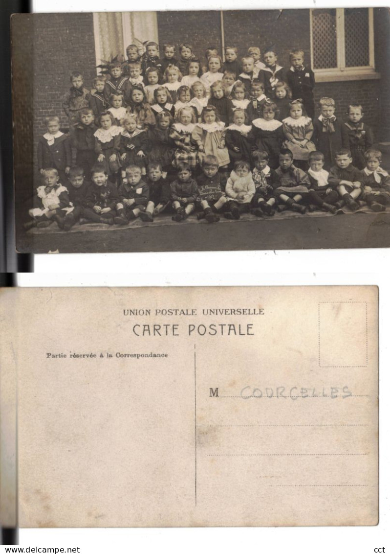 Courcelles   CARTE PHOTO    Ecole Communale Courcelles-Trieu  I - 1907