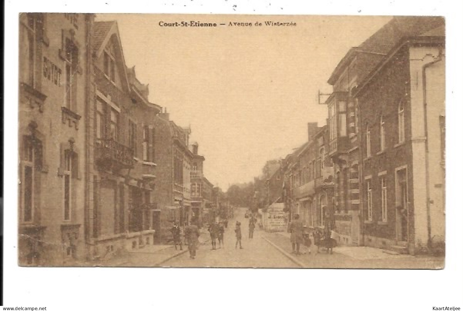 Court-Saint-Etienne - Avenue de Wisterzee.