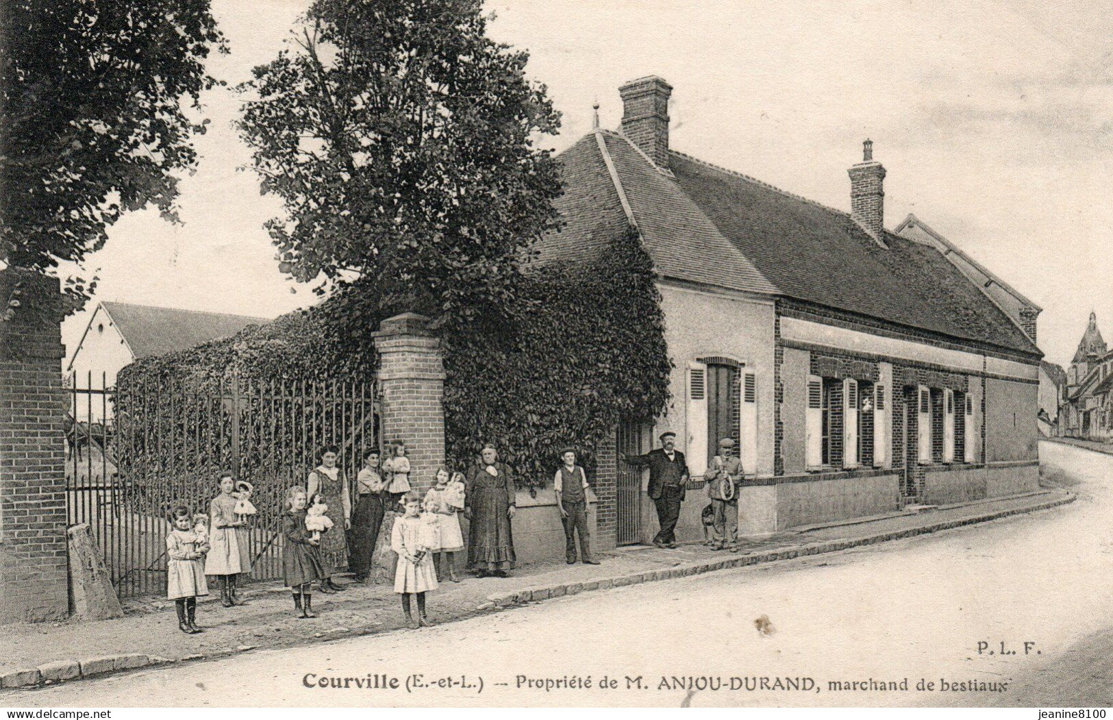 Courville   -