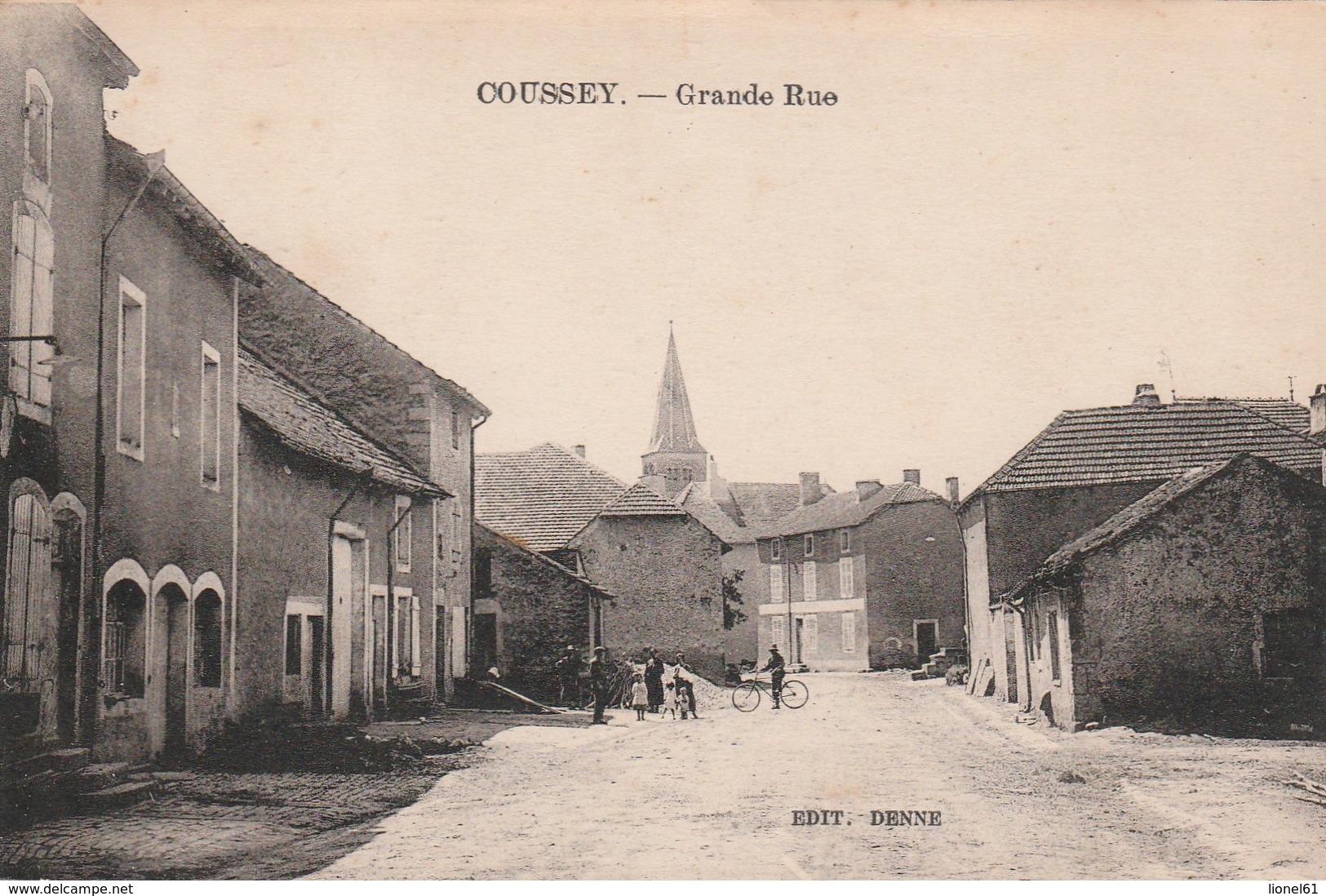 COUSSEY : (88) Grande Rue