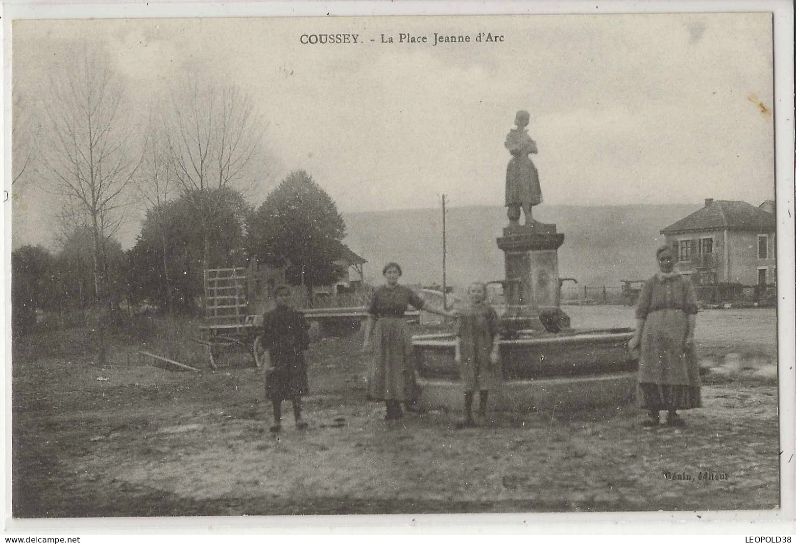 Coussey La Place Jeanne d'Arc