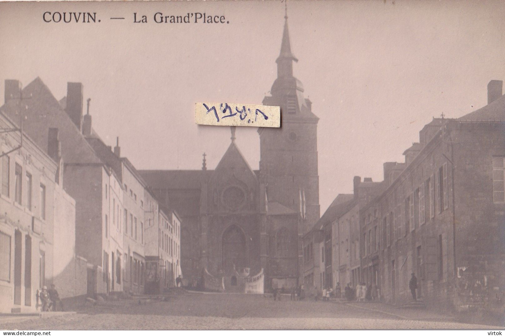 COUVIN :   La Grand'place