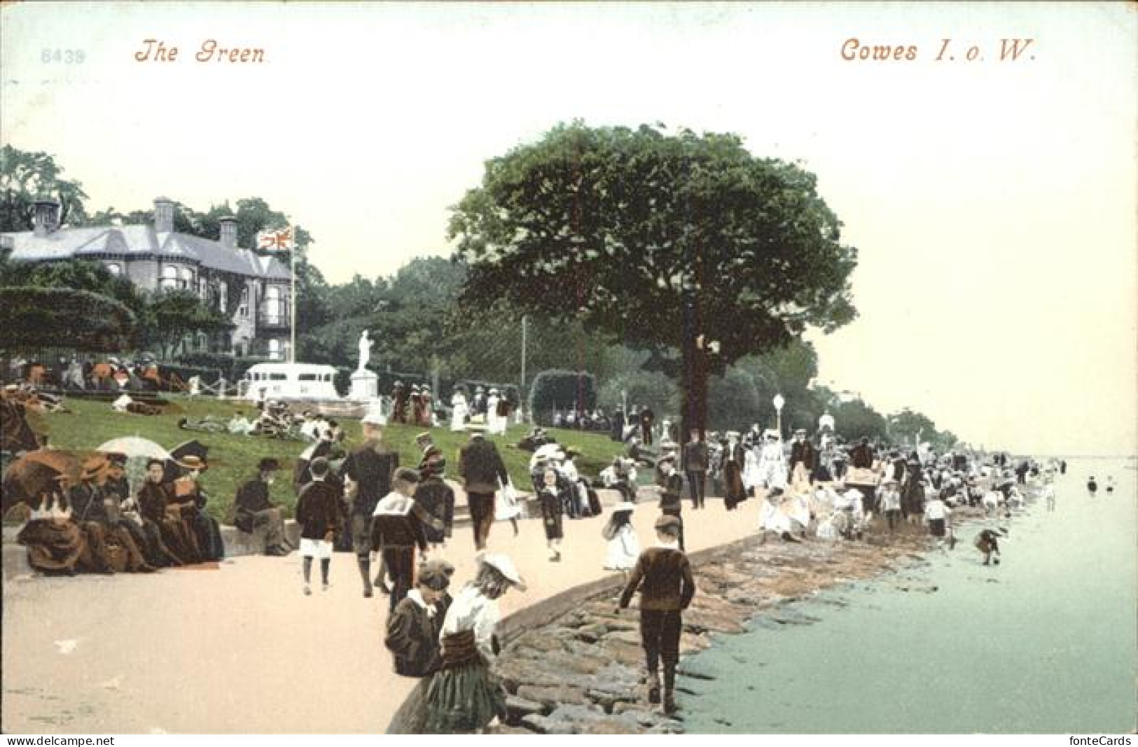 Cowes The Green