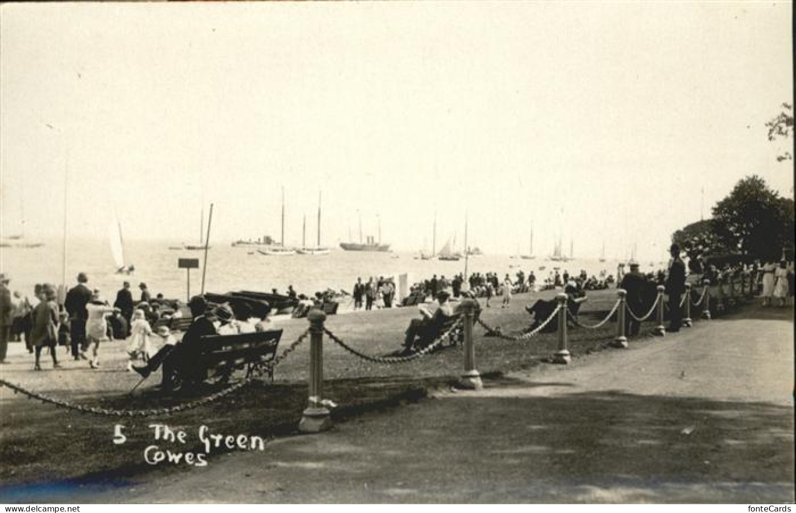 Cowes The Green Schiff
