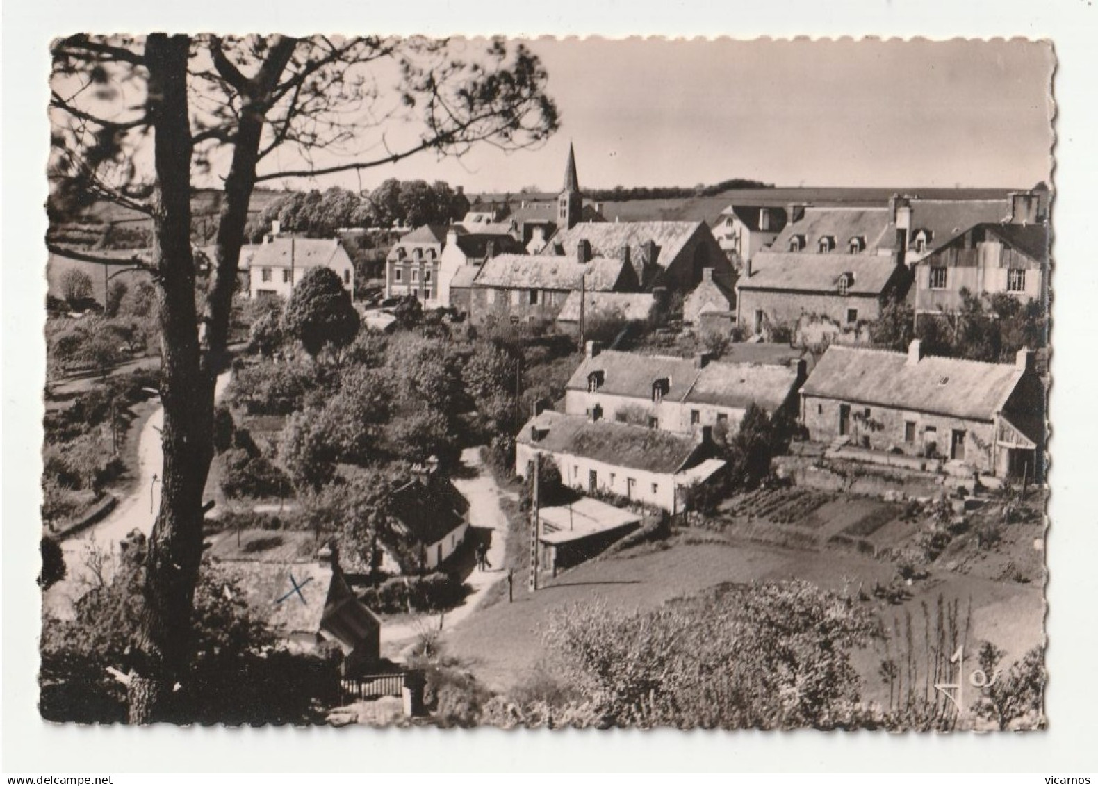 CP 29 ERGUE GABERIC Vue generale