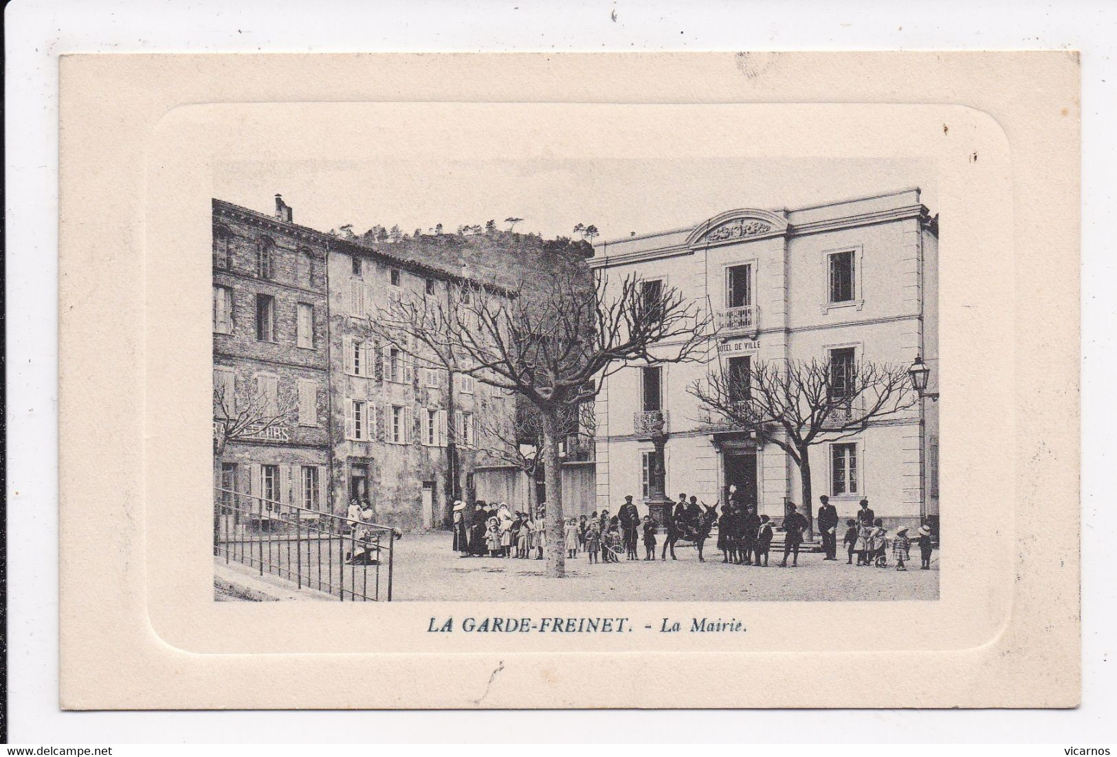 CP 83 LA GARDE FREINET La mairie