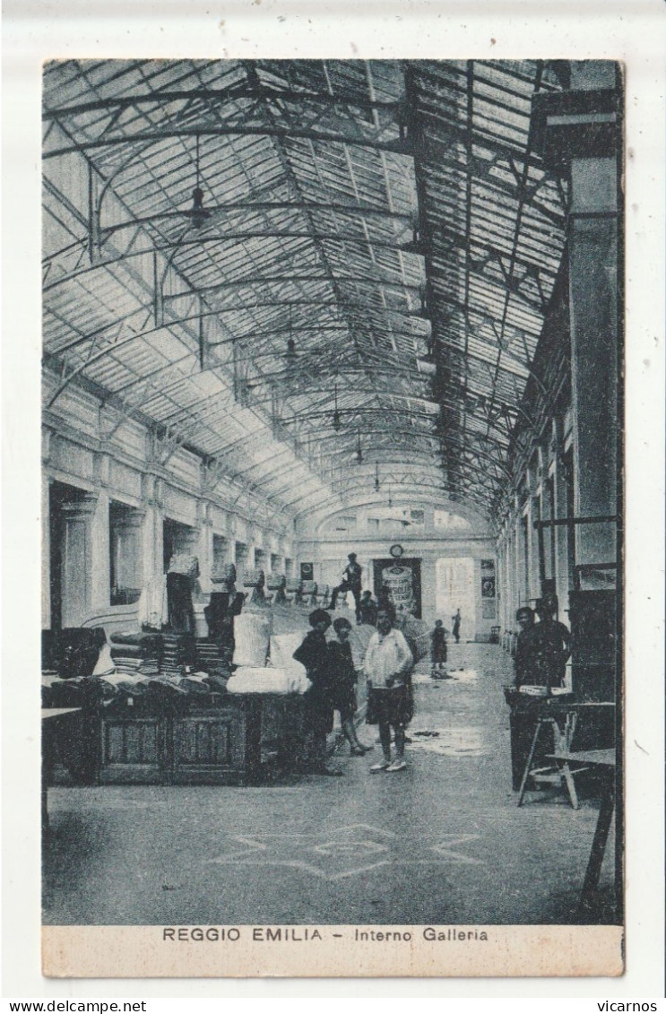 CP ITALIE REGGIO EMILIA Interno Galleria