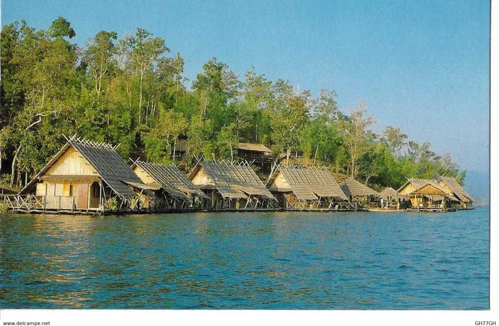CP THAILANDE -riverside in kanchanaburi province