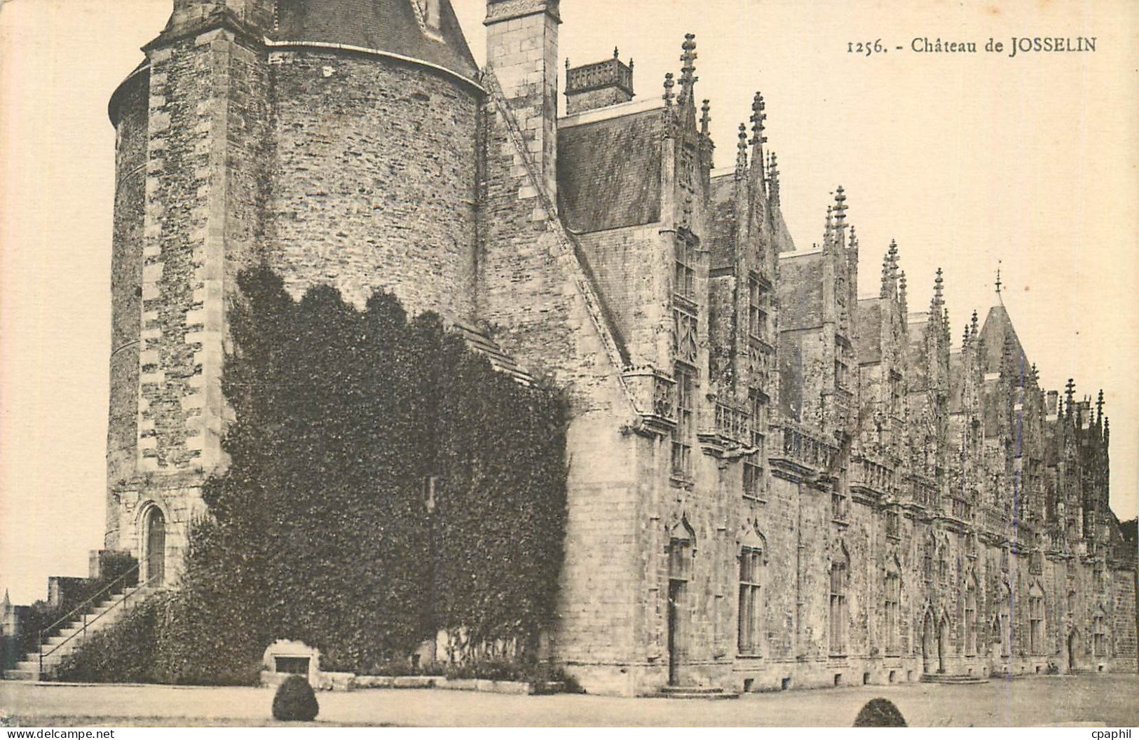 CPA 1256 chateau de josselin