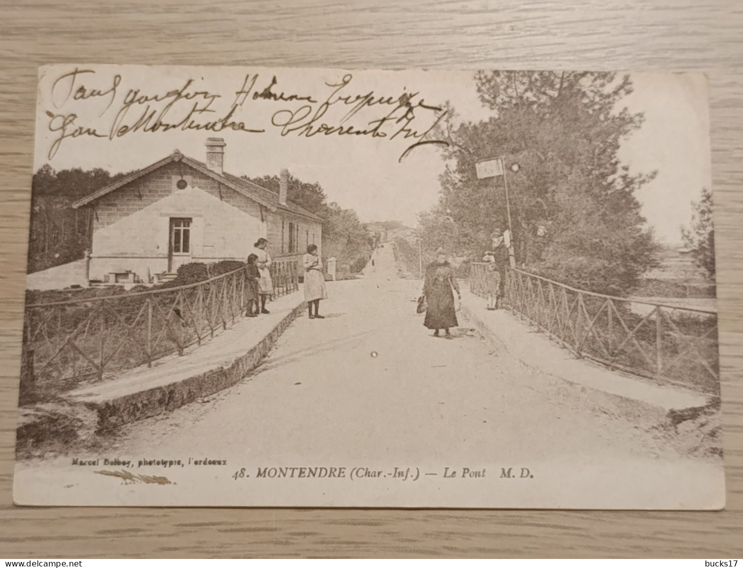 CPA 17 - Montendre - le pont