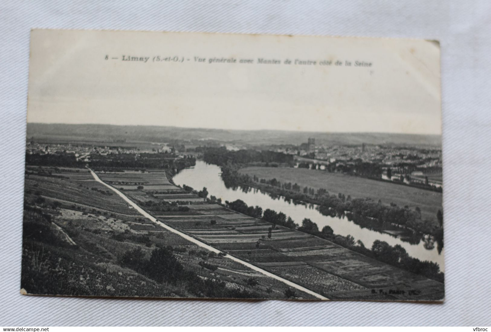Cpa 1907, Limay, vue générale avec mantes de l'autre côté de la Seine, Yvelines 78