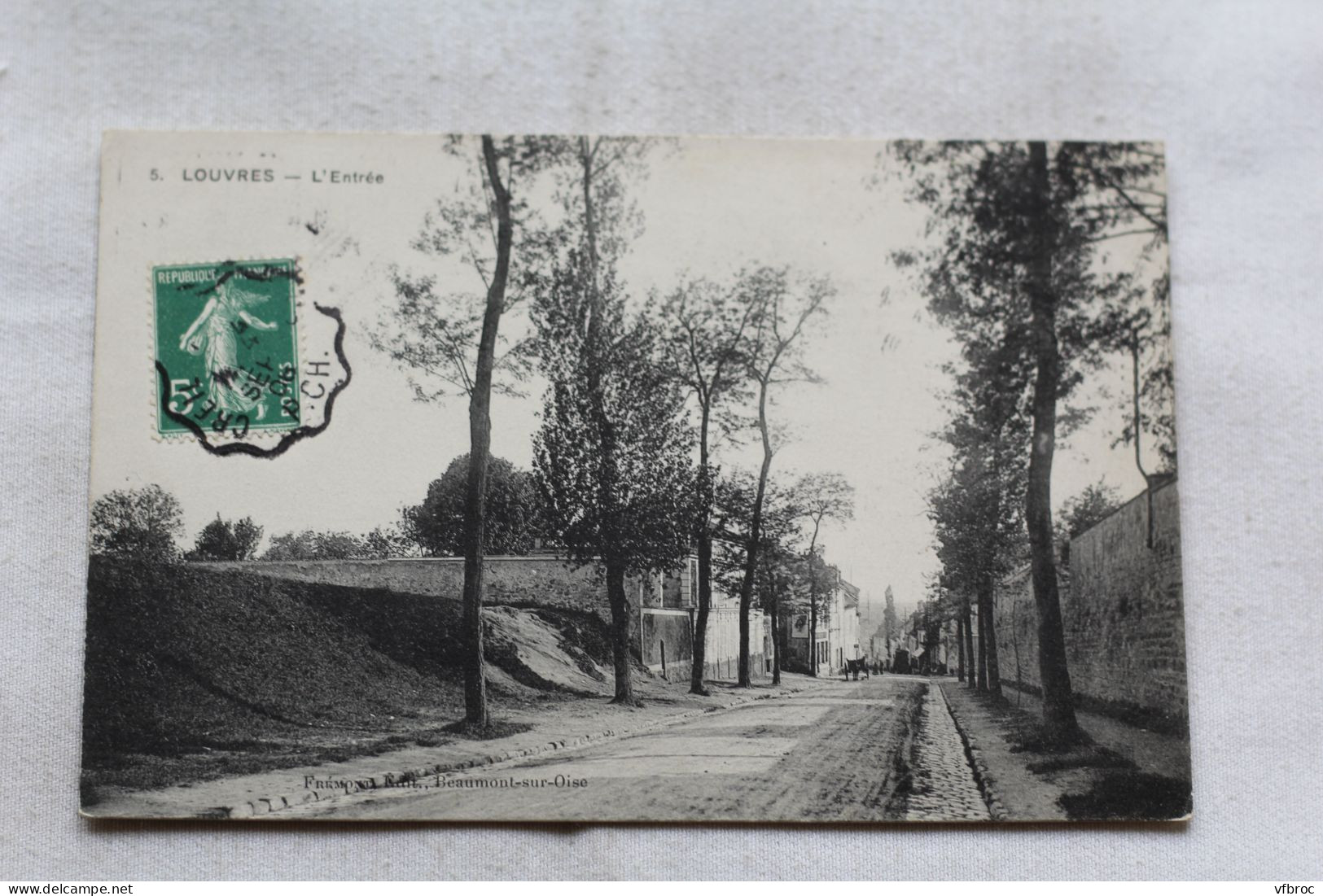 Cpa 1908, Louvres, l'entrée, Val d'Oise 95