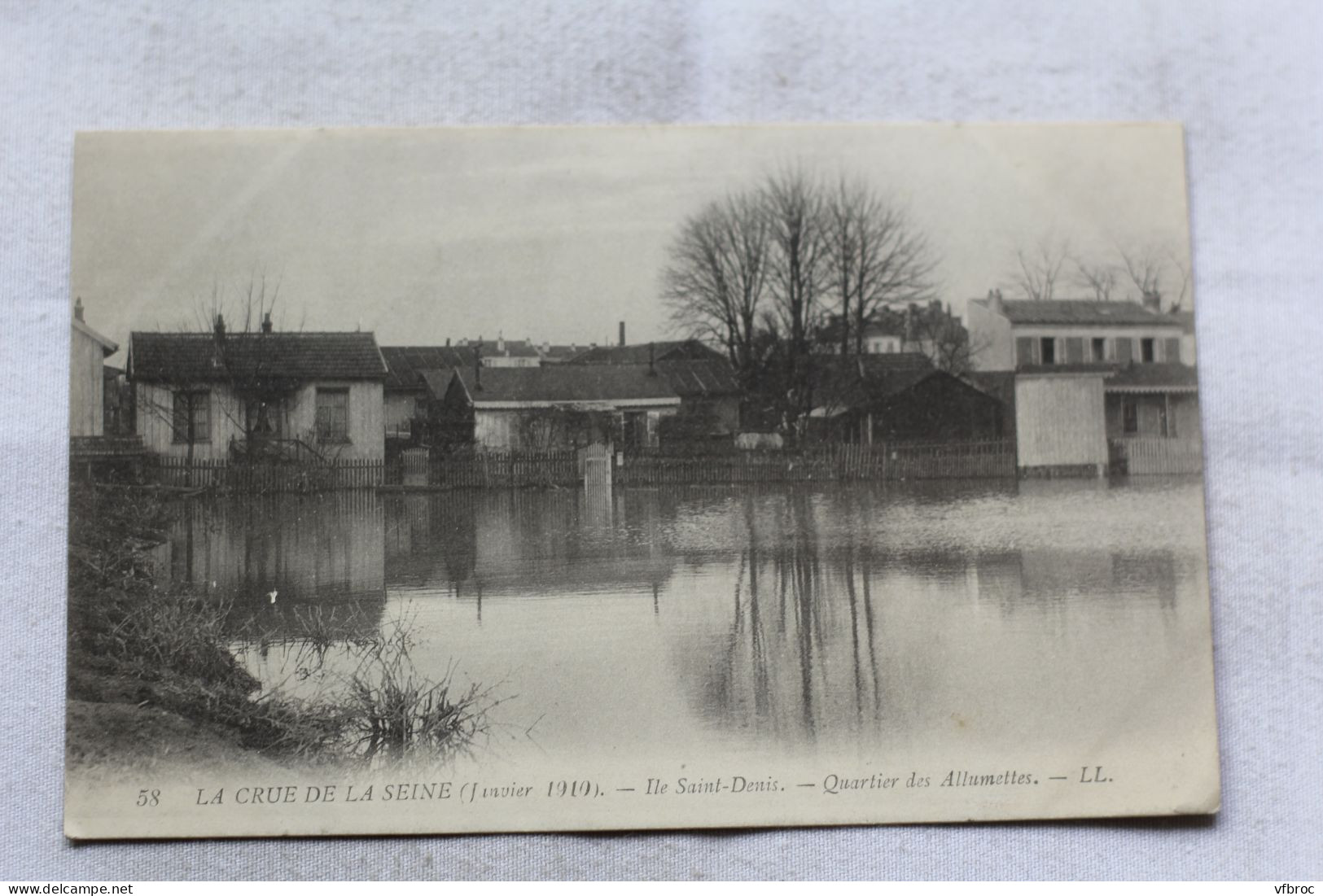 Cpa 1910, L'ile Saint Denis, quartier des Allumettes, crue de la Seine, Seine saint Denis 93
